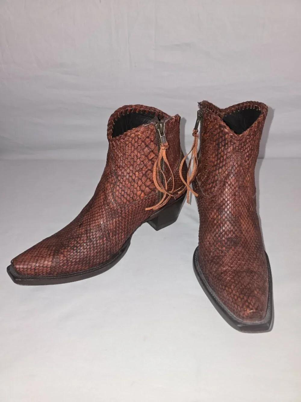 Allens Women's Reptile Embossed Leather Side Zip Snip Toe Western Ankle Boot 8 B